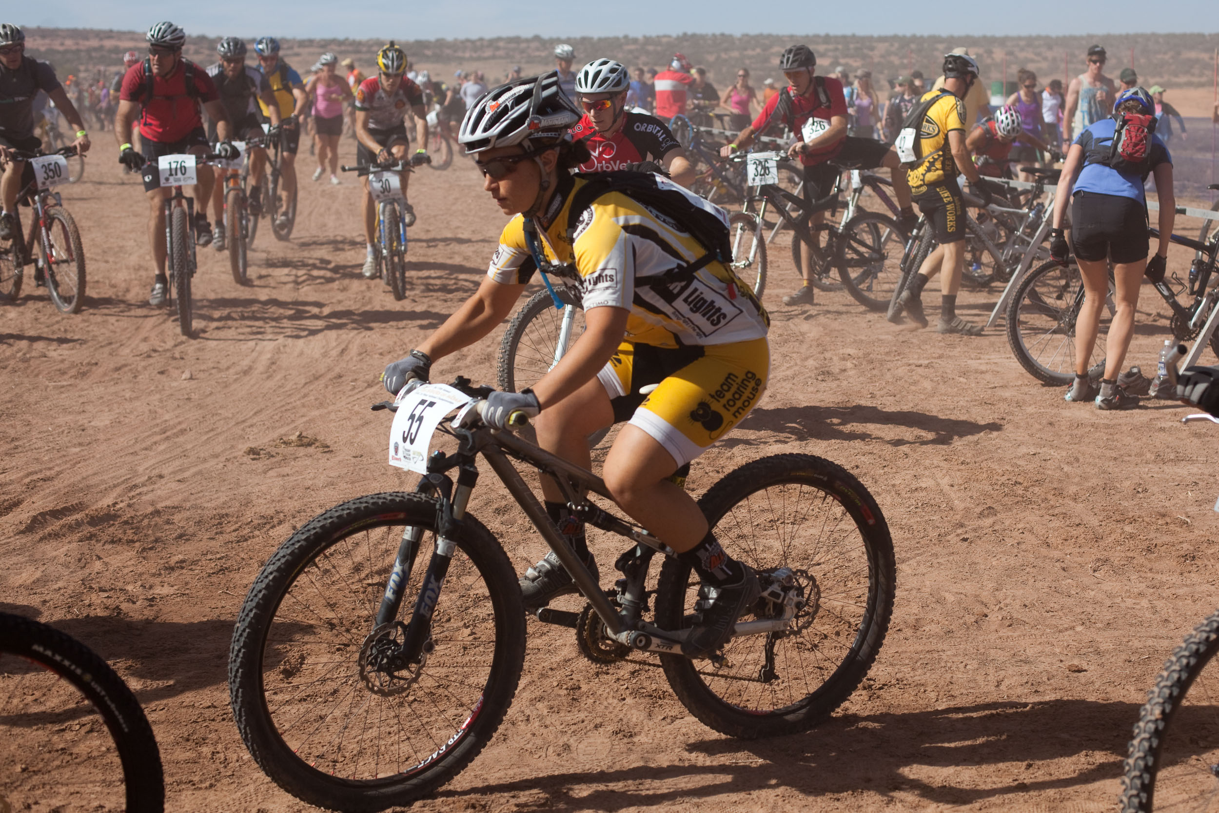 20091003-moab-rs1384-APF